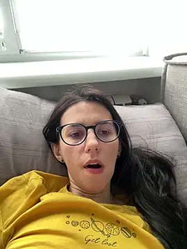 Oliviyalove  online show from 06-12-26, 01:32