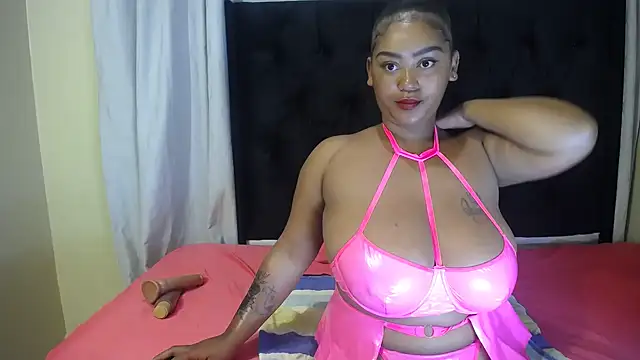 sexydiamond15 online show from 05-01-26, 03:55