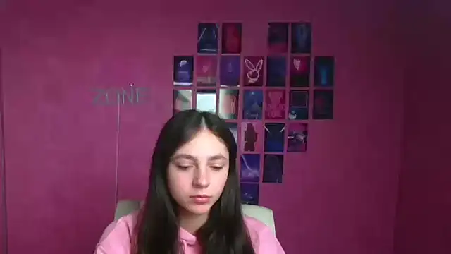 Snapshot of KissMeJulia chatting on 03-14-26, 06:30 KissMeJulia online show from 03-14-26, 06:30