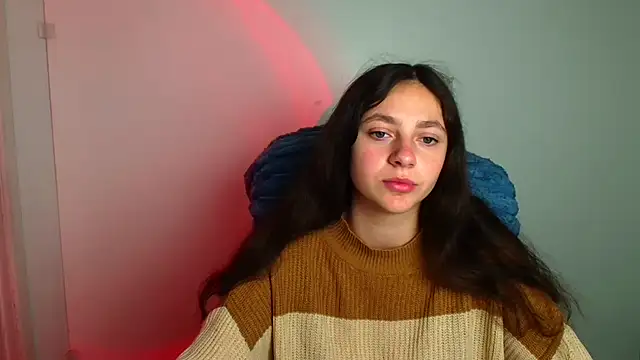 KissMeJulia online show from 05-11-26, 05:24