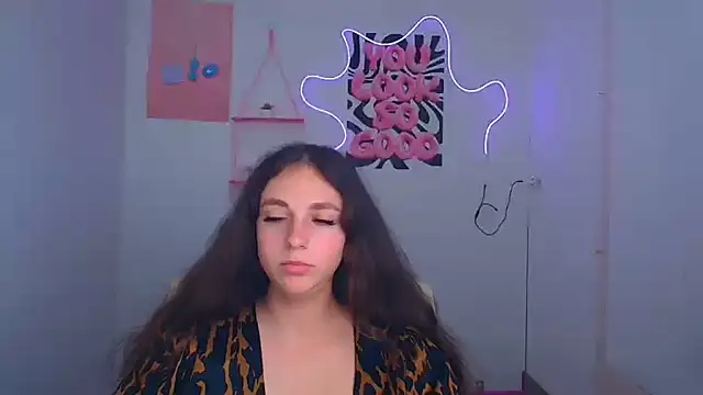 KissMeJulia online show from 07-14-26, 10:21