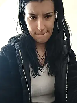 Snapshot of pussi12 chatting on 02-18-26, 10:44 pussi12 online show from 02-18-26, 10:44