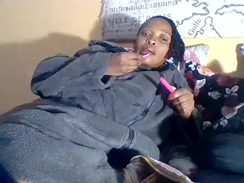 Snapshot of sexyboobsm chatting on 06-08-26, 11:16 sexyboobsm online show from 06-08-26, 11:16