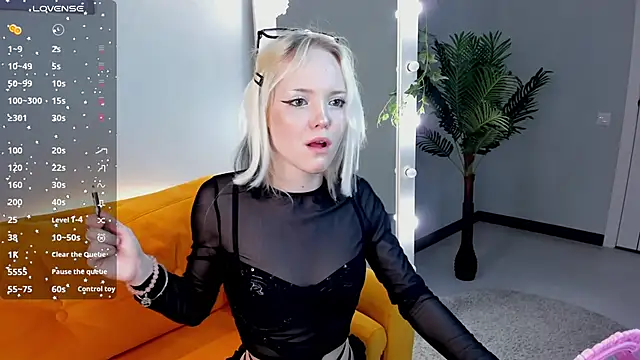 Snapshot of Mellisa_Louis chatting on 03-09-26, 12:42 Mellisa Louis online show from 03-09-26, 12:42