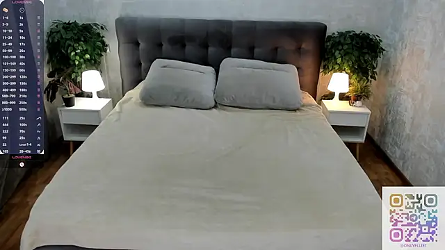 Snapshot of _smile_in_glow_ chatting on 03-11-26, 05:41 smile in glow online show from 03-11-26, 05:41