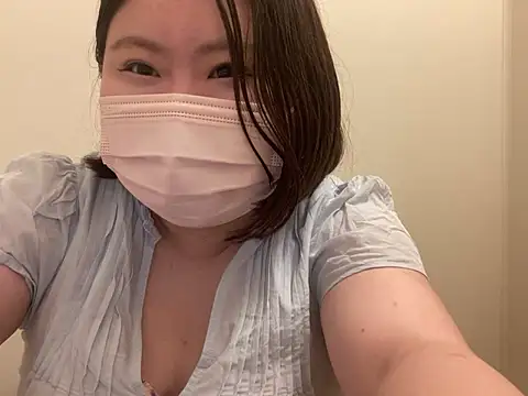Snapshot of Natsu_0012 chatting on 07-21-26, 06:49 Natsu 0012 online show from 07-21-26, 06:49