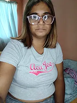 indianstrawberrylips4u online show from 07-10-26, 07:12