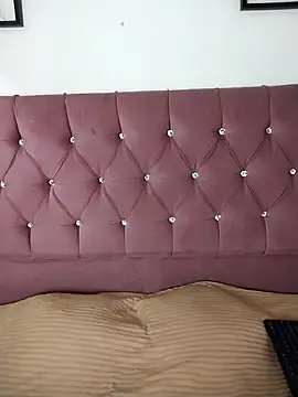 kiitty      online show from 03-07-26, 01:41