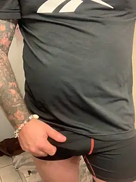 cruising-land online show from 02-18-26, 01:12