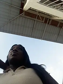 ZarahFerreira online show from 03-22-26, 10:35