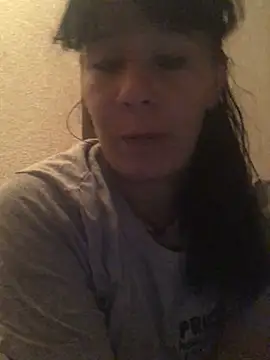 Snapshot of Mariibeella chatting on 03-13-26, 12:12 Mariibeella online show from 03-13-26, 12:12