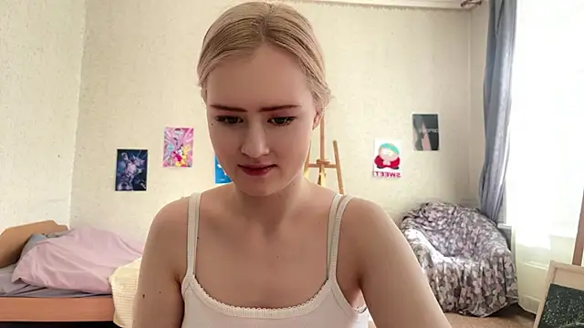 Snapshot of LotusHinata chatting on 03-04-26, 04:18 LotusHinata online show from 03-04-26, 04:18