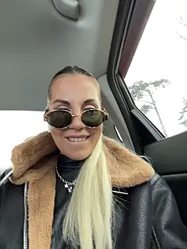 LisaMurr online show from 04-28-26, 12:21