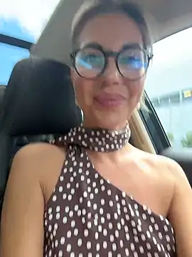 LisaMurr online show from 07-29-26, 02:59