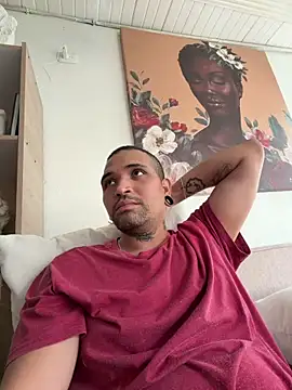 Snapshot of Simone026 chatting on 03-13-26, 08:48 Simone026 online show from 03-13-26, 08:48