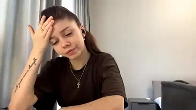 adelecloud online show from 03-07-26, 08:44