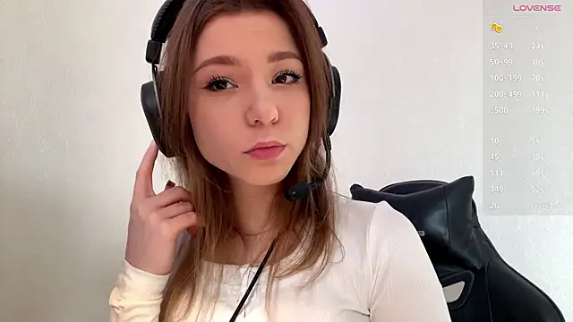 aera elese online show from 02-19-26, 08:43