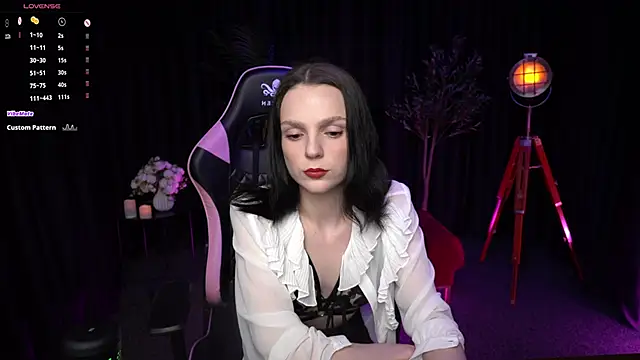 Snapshot of Wild_Alice_me chatting on 03-14-26, 03:50 Wild Alice me online show from 03-14-26, 03:50