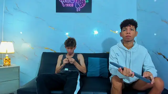 Snapshot of Spicy_guys chatting on 03-13-26, 01:40 Spicy guys online show from 03-13-26, 01:40