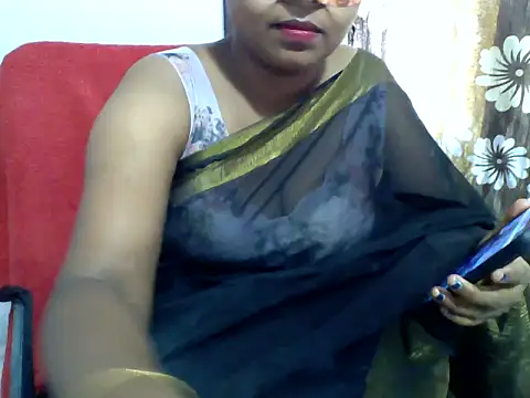 Snapshot of Angel_honeybear_143 chatting on 06-24-26, 09:52 Angel honeybear 143 online show from 06-24-26, 09:52