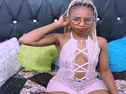 Snapshot of SassyyLadyKay chatting on 03-13-26, 09:27 SassyyLadyKay online show from 03-13-26, 09:27