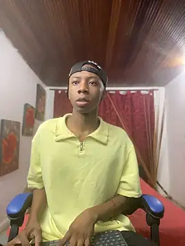 milo018 online show from 06-19-26, 09:24