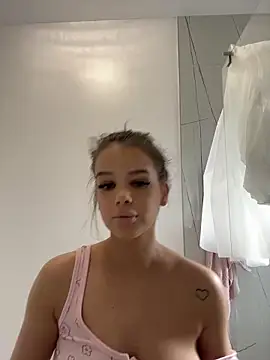 clarabarness15 online show from 03-14-26, 08:53