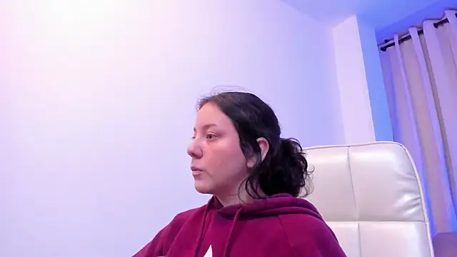 Chloe Noire online show from 04-12-26, 12:10