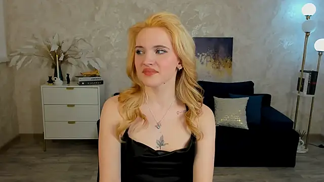 CarryParker online show from 03-07-26, 07:33