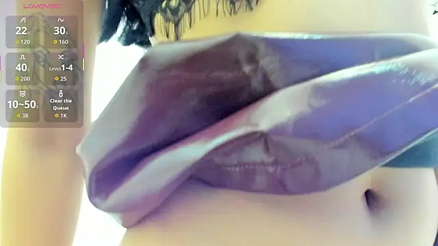 Snapshot of beautydoll18_ chatting on 02-21-26, 10:27 beautydoll18 online show from 02-21-26, 10:27