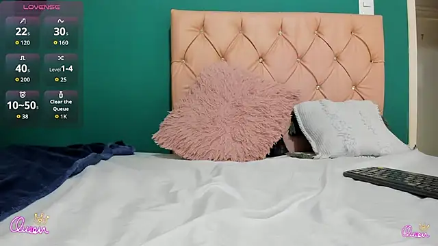 Camila Tits online show from 04-30-26, 04:30