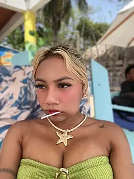Dulce Sofi  online show from 06-13-26, 04:05