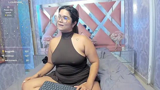 liz ariza4u online show from 04-01-26, 01:41