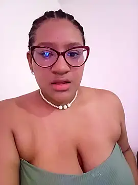 gigiblue89 online show from 03-19-26, 08:18