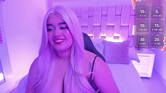 Snapshot of AnniJones chatting on 03-09-26, 03:10 AnniJones online show from 03-09-26, 03:10