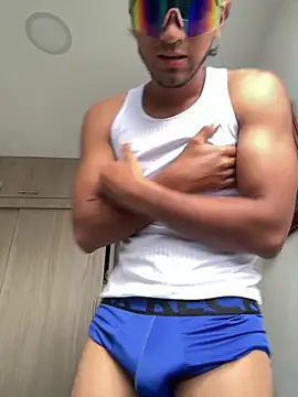 Snapshot of hardbody_19 chatting on 03-24-26, 08:58 hardbody 19 online show from 03-24-26, 08:58