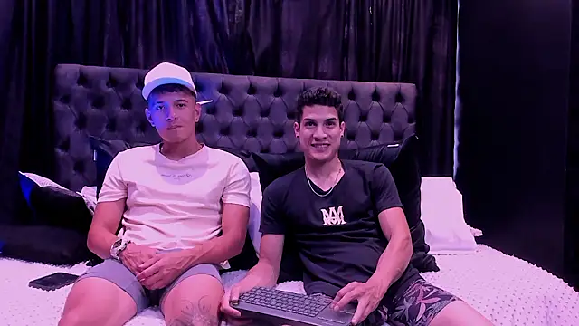 Snapshot of privacy_friends chatting on 02-23-26, 08:50 privacy friends online show from 02-23-26, 08:50