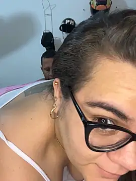 Snapshot of LuxuryloversCO chatting on 03-17-26, 04:17 LuxuryloversCO online show from 03-17-26, 04:17