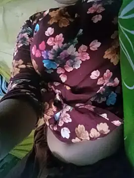BreezySexyGirl69 online show from 06-03-26, 07:22