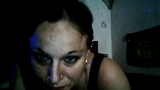 Snapshot of OCEANWATER1991 chatting on 05-28-26, 10:56 OCEANWATER1991 online show from 05-28-26, 10:56