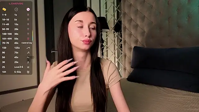 MiguelinaRasmuson online show from 04-24-26, 11:12