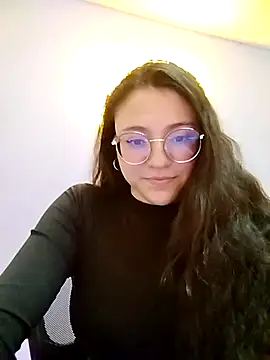 Snapshot of Angelie_Rosebrm chatting on 03-10-26, 02:16 Angelie Rosebrm online show from 03-10-26, 02:16