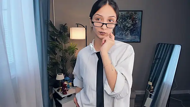 Snapshot of littleevilon chatting on 02-28-26, 10:05 littleevilon online show from 02-28-26, 10:05