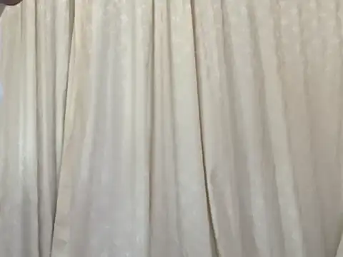 Snapshot of Zoe_Robbins chatting on 04-04-26, 03:27 Zoe Robbins online show from 04-04-26, 03:27