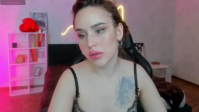 Snapshot of tina_xx_tina chatting on 02-20-26, 06:26 tina xx tina online show from 02-20-26, 06:26