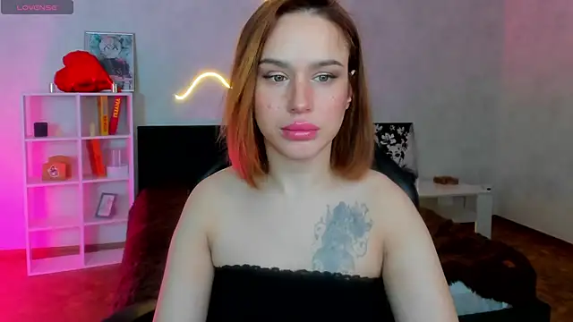 Snapshot of tina_xx_tina chatting on 02-22-26, 12:12 tina xx tina online show from 02-22-26, 12:12