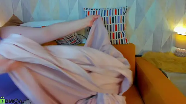 MoonlitAdele online show from 04-28-26, 01:04