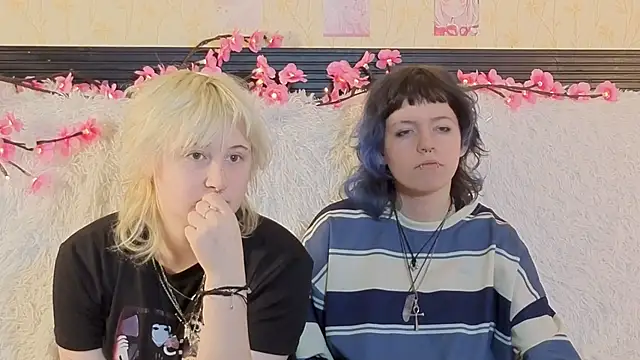 May leaf online show from 03-12-26, 03:56