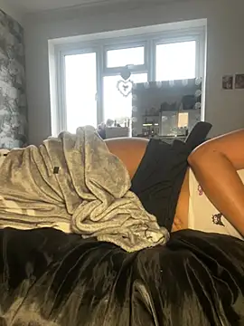 Destinylovex online show from 04-24-26, 05:32