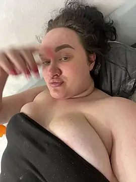 Snapshot of AmandaMillerrr chatting on 04-02-26, 05:32 AmandaMillerrr online show from 04-02-26, 05:32